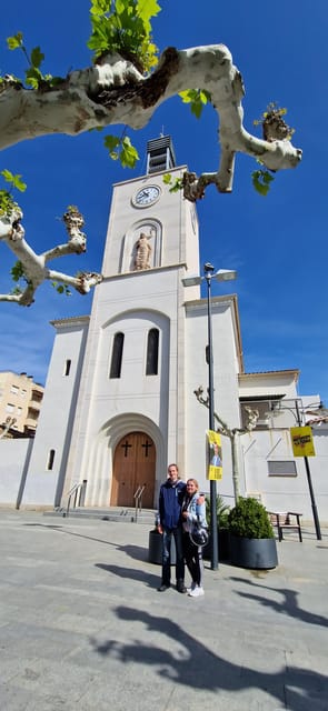 Cambrils Village With Free 1 Wine Yacht Club , Hotel Pickup - Key Points