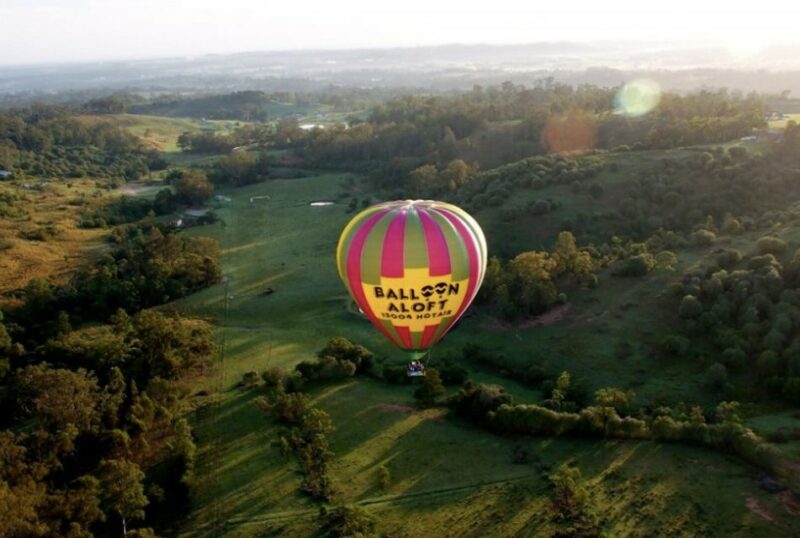 Camden Valley: Sunrise Hot Air Balloon Flight With Breakfast - Balloon Flight Safety Briefing