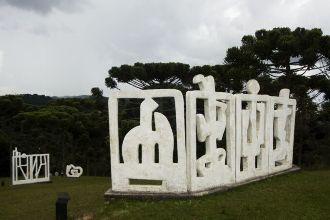 Campos Do Jordão: Full-Day Private Tour From São Paulo - Transportation and Guide