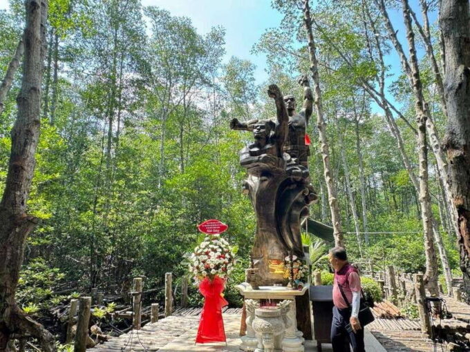 Can Gio Mangrove Forest & Monkey Island W Small Group Tour - Frequently Asked Questions