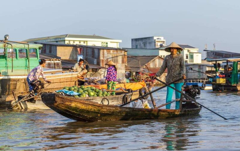 Can Tho: Cai Rang Floating Market Guided Tour With Breakfast - Market Experience