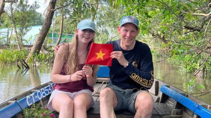 Can Tho: Floating Market Explore Local Life, Mekong Farm - Tranquil Canal Cruise and Village Walk