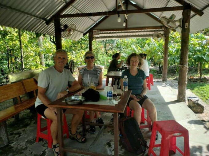 Can Tho: Rural Vietnam Biking Tour With Local Delights - Experiencing Local Daily Life in Rural Villages