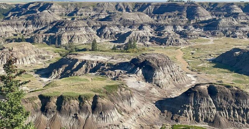 Canadian Badlands Private Tour - Key Points