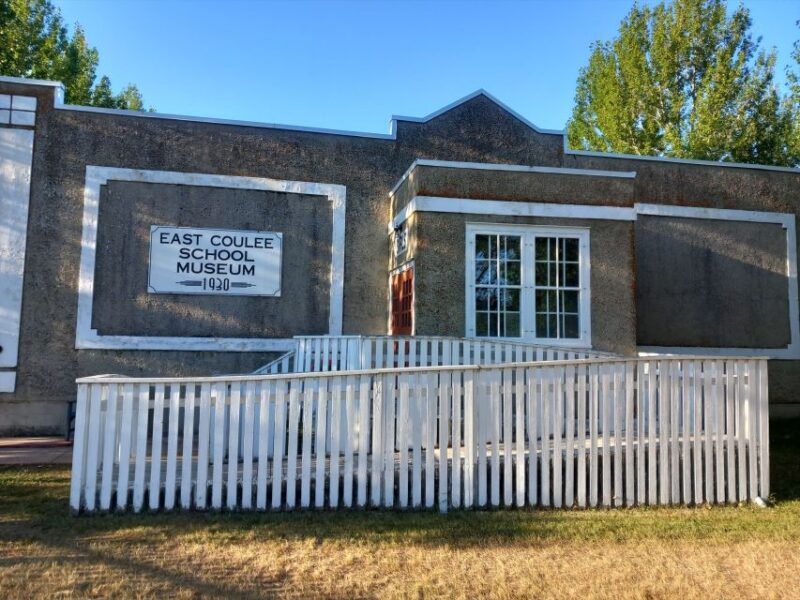 Canadian Badlands Private Tour - Inclusions