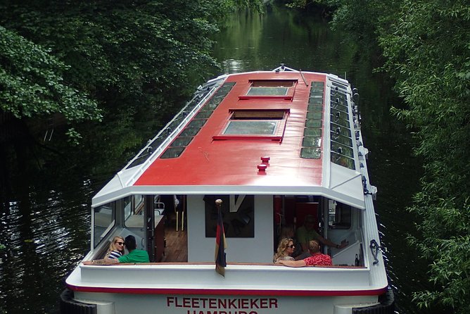 Canal Trip - Discover the Different Faces of the City! - Friendly Travelers