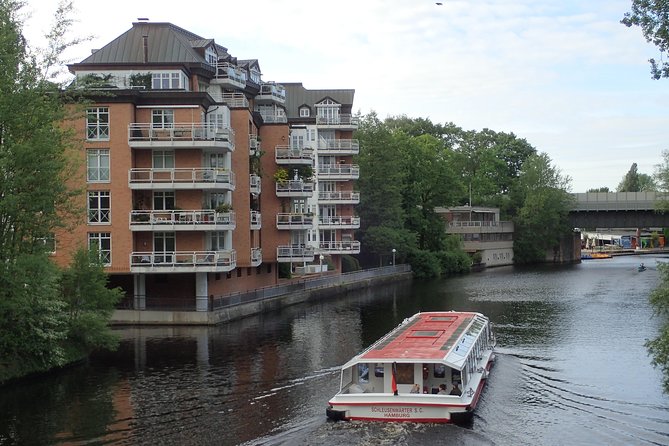 Canal Trip - Discover the Different Faces of the City! - Questions About Staying Here