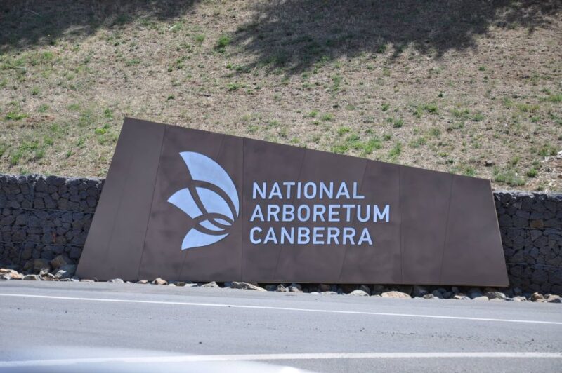 Canberra: Guided Tour of Floriade Festival With Transfers - Explore Floriade Festival
