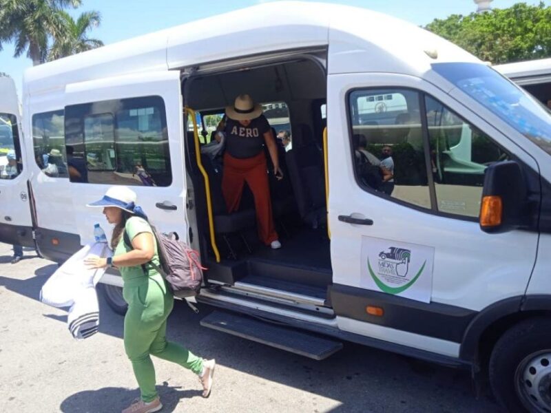 Cancun Airport: Round-Trip or One-Way Transfer to Akumal - Meeting Points for Pickup