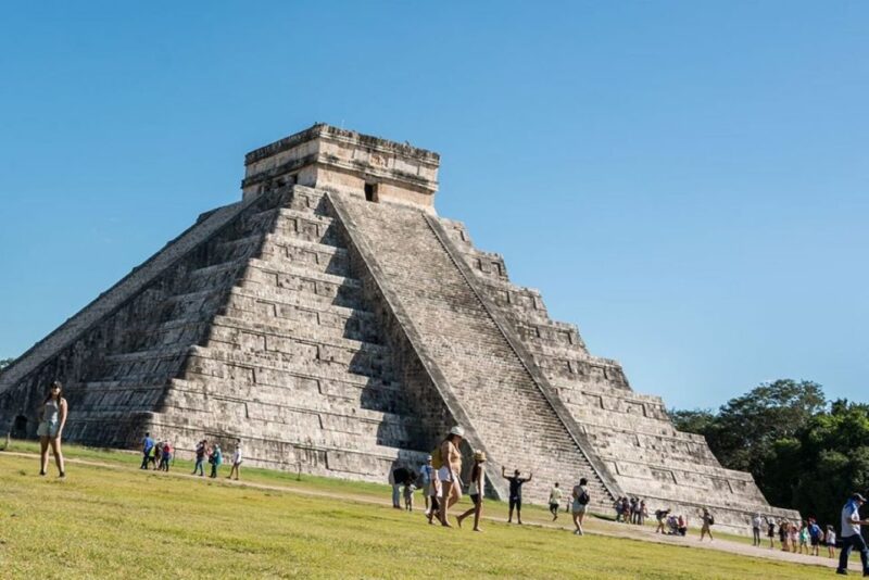 Cancun: Chichen Itza, Valladolid and Hubiku Cenote Day-Trip - Exploring Chichen Itza