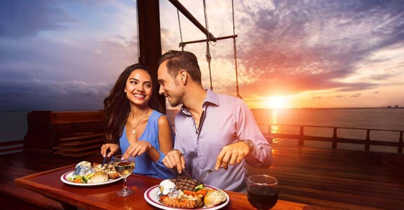 Cancún - Columbus Lobster & Dinner Tour for Couples - Key Points