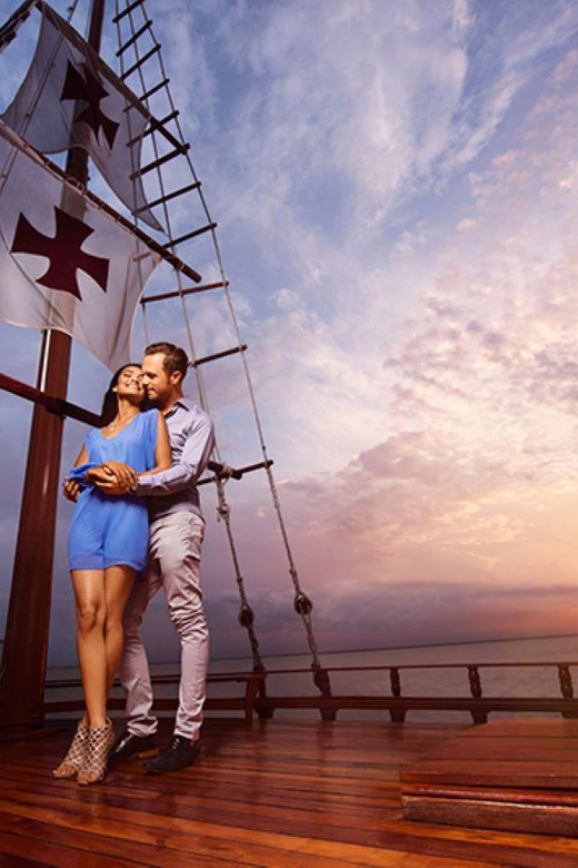 Cancún - Columbus Lobster & Dinner Tour for Couples - Romantic Dinner Aboard Galleon