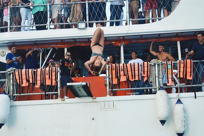 Cancun Dancer Catamaran Cruise With Snorkeling and Lunch - Salsa Dancing Lessons