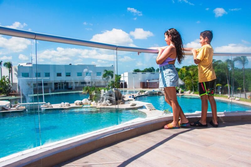CANCUN: Dolphin Beyond Experience + Water Park - Included Experiences