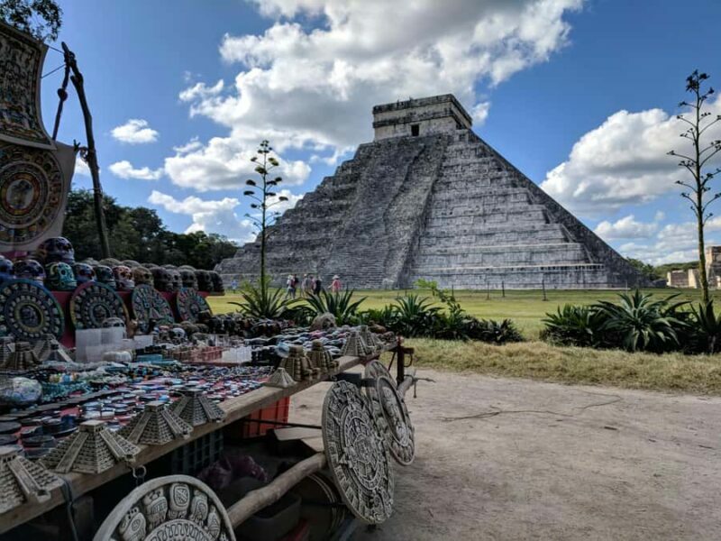 Cancun: Exclusive sunrise at Chichen Itza with an expert guide - Key Points