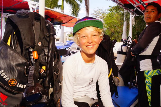 CANCUN: FIRST TIME DIVERS CANCUN | Class + 2 Ocean Dives | - Packing Essentials