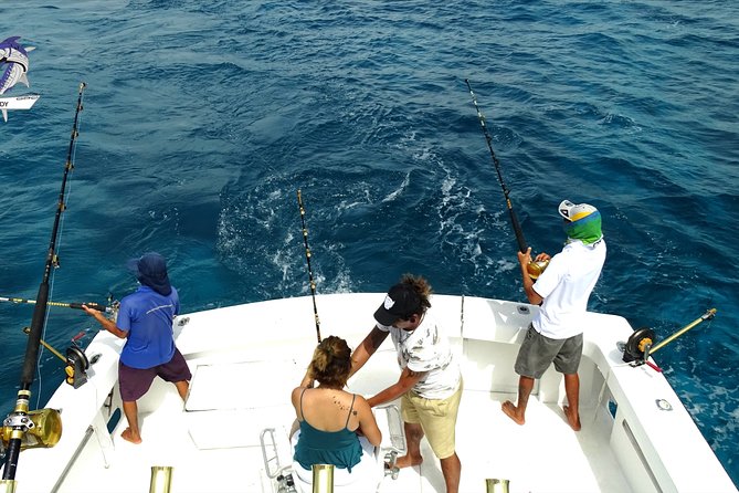 Cancun Fishing Charter if You Dont Fish You Dont Pay 46FT Yacht 12PAX 25P14 - Additional Costs and Fees