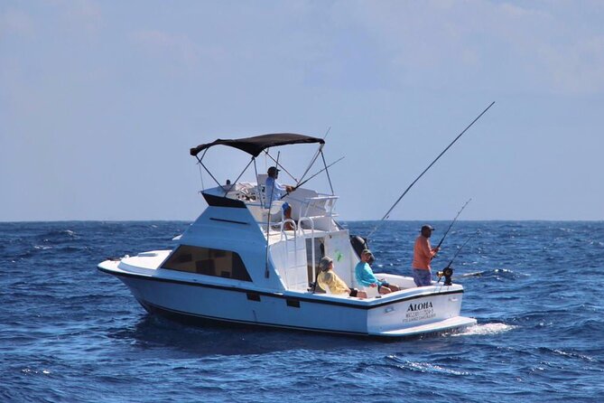 Cancun Fishing Charter if You Dont Fish You Dont Pay Bertram 31FT 6 Pax 25P5 - Included Amenities