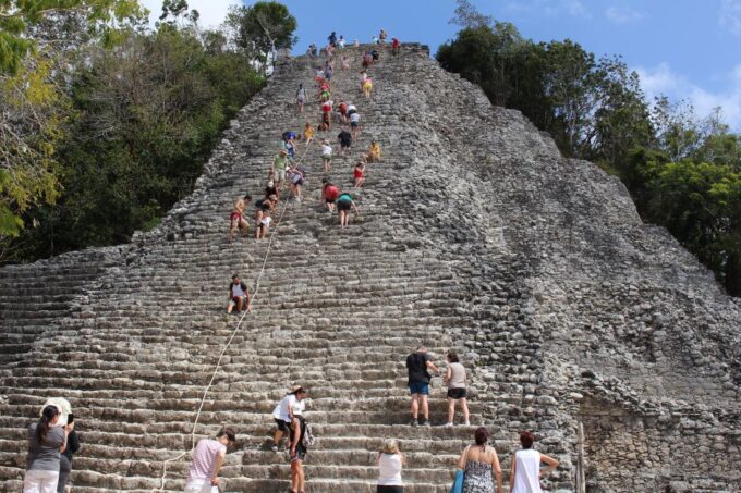 Cancun: Go City Explorer Pass for 3 to 10 Attractions - Language Options