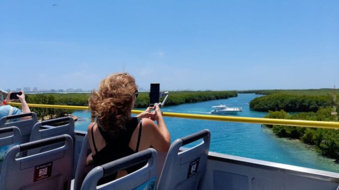 Cancun: Guided City Tour With Shopping and Tequila Tasting - Cancun Landmarks and Shopping