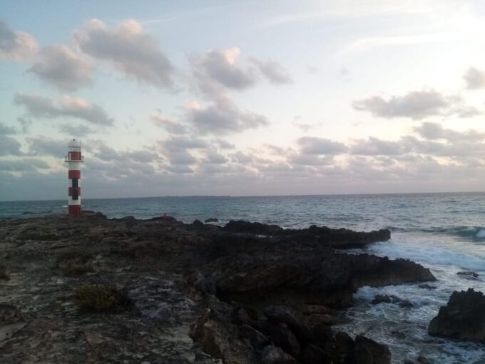 Cancun: Guided Walking Tour at the Punta Cancun Lighthouse - Guided Tour
