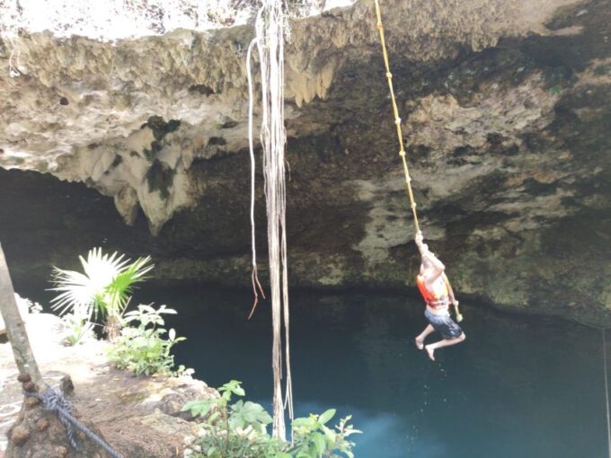 Cancun Highlights, Local Culture, Hidden Gems & Gastronomy - Uncrowded Mayan Site Visit