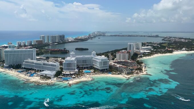 Cancun Hotel Zone: Panoramic Flight - Aerial Photography Highlights