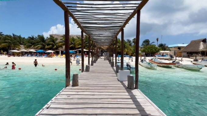 Cancun: Isla Mujeres Catamaran Cruise With Lunch & Open Bar - Meeting Point