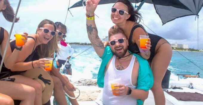 Cancun: Isla Mujeres Catamaran Tour Without Transfer - Frequently Asked Questions