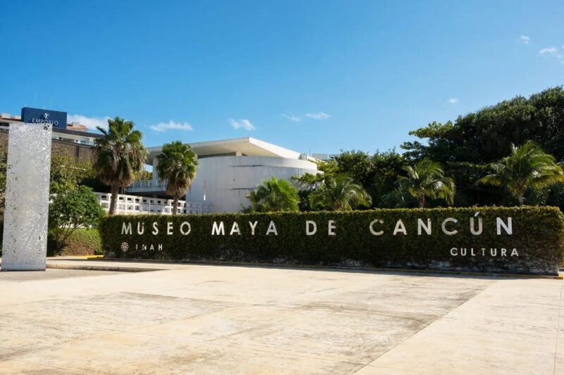 Cancun Island & Shopping Tour - Cultural Experience