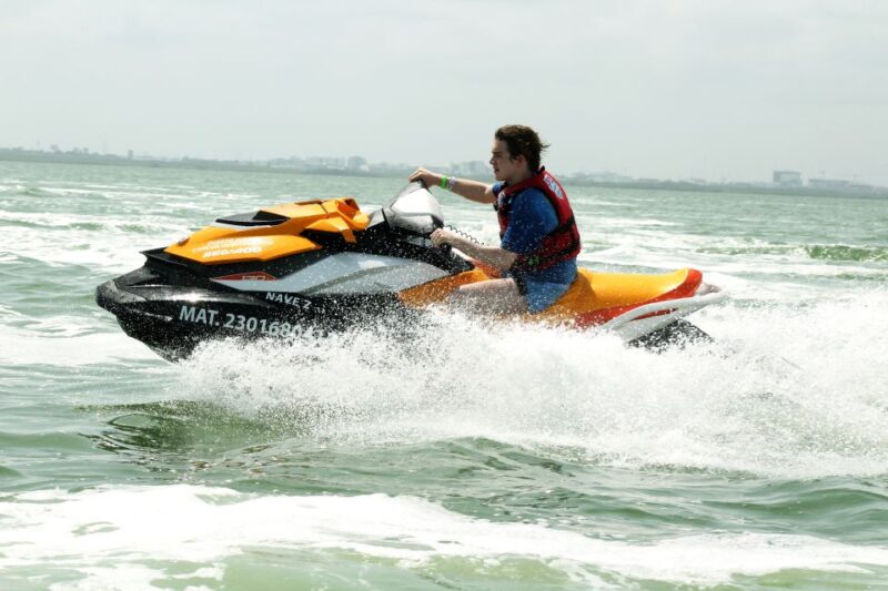Cancun: Jet Ski Rental - Included Amenities