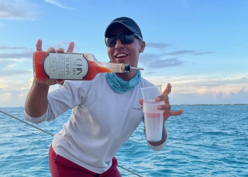 Cancun: LGBT Party Boat, Open Bar & Snacks - Included Amenities