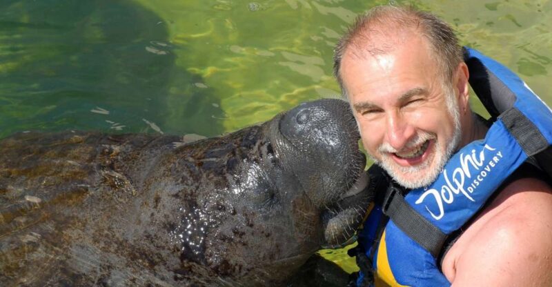 Cancún: Manatee Encounter on Isla Mujeres With Buffet Lunch - Meal Included