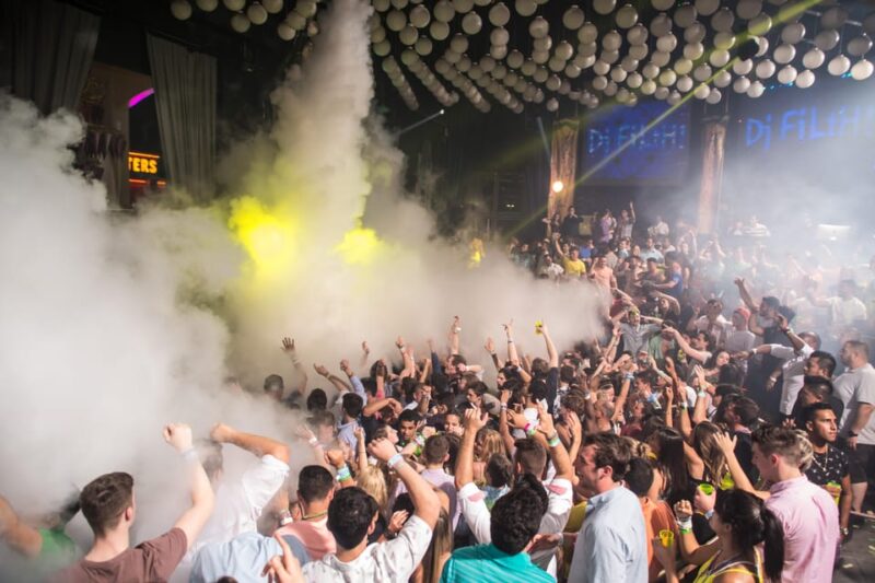 Cancún: Mandala Nightclub Cancun Admission - Venue Highlights