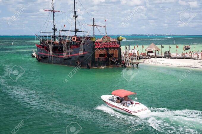 Cancun Pirate Adventure: Captain Hook's Dinner Cruise - Culinary Delights and Drinks