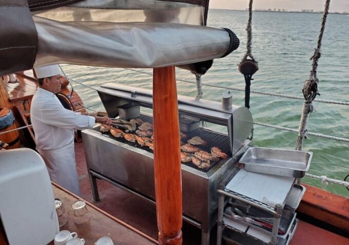 Cancun: Romantic Dinner on a Galleon in Nichupté Lagoon - Frequently Asked Questions