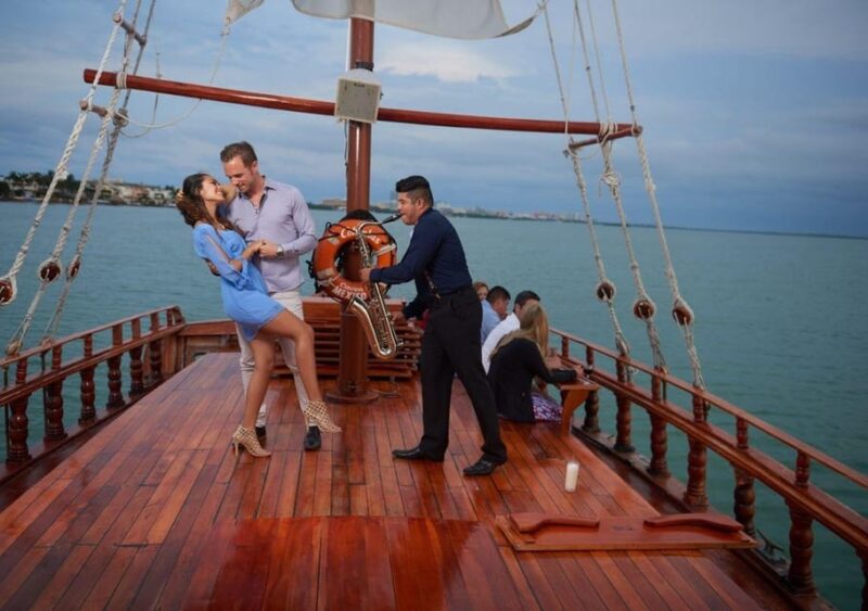Cancun: Romantic Night With Dinner and Open Bar on a Galleon - Meeting and Transportation