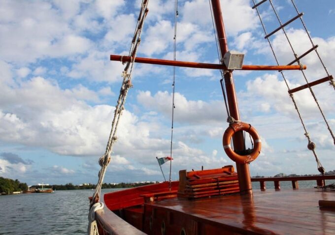 Cancun: Romantic Night With Dinner and Open Bar on a Galleon - Weather Policy