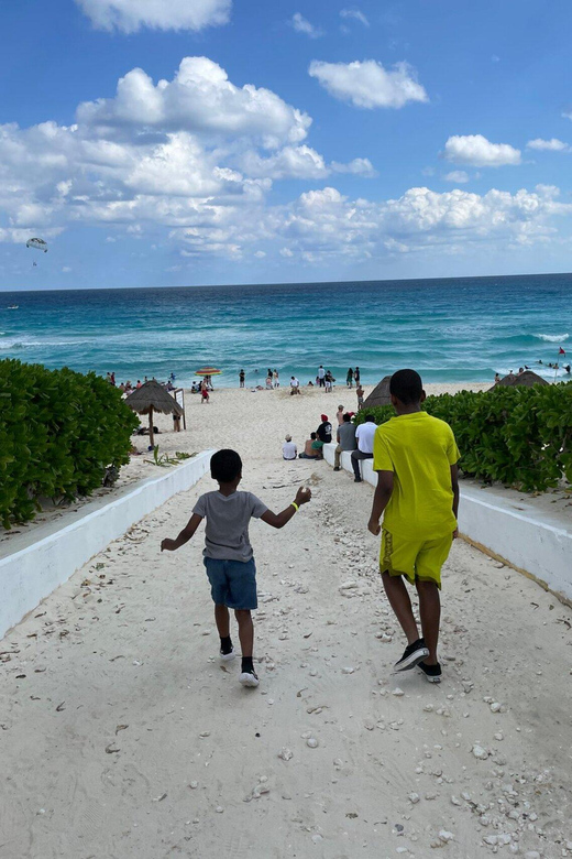 Cancun: Shopping Tour With Tequila Tasting and City Sights - Tequila Tasting Experience