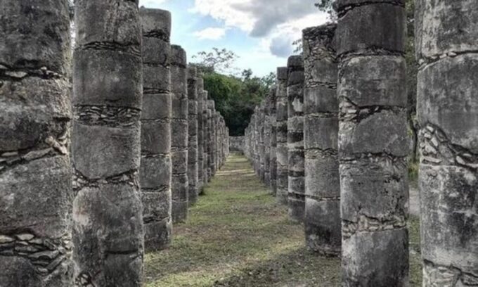 Cancun: Sightseeing Walking Tour With a Local Guide - Customized Tour Experiences