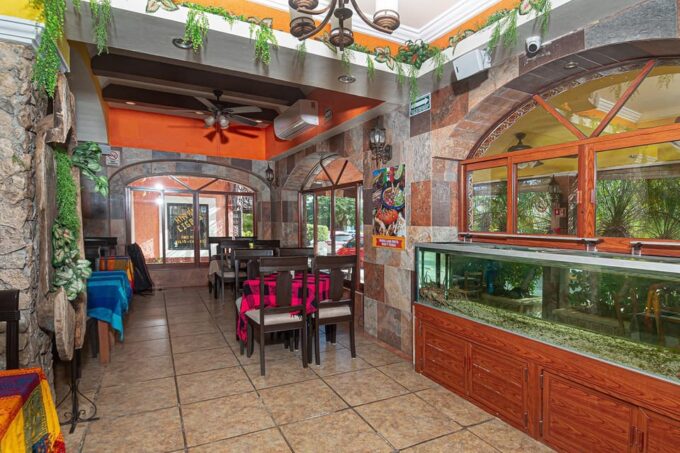 Cancun: Taste of Mexico Market Tour With Tacos & Tequila - Taco and Tequila Tastings