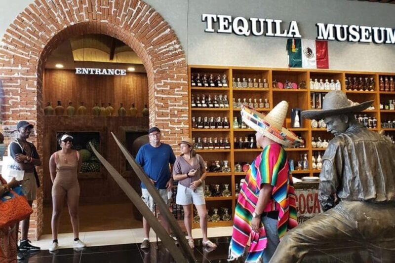Cancun: Van Tour - City Adventure Around the Best Stops - Itinerary Highlights