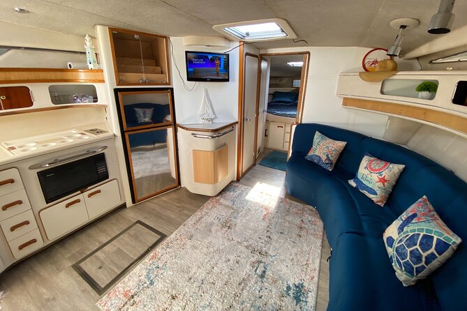 Cancun Yachts Rental BEATIFUL YACHT 46ft, 15 PAX MAX 25P6 - Activity Experience