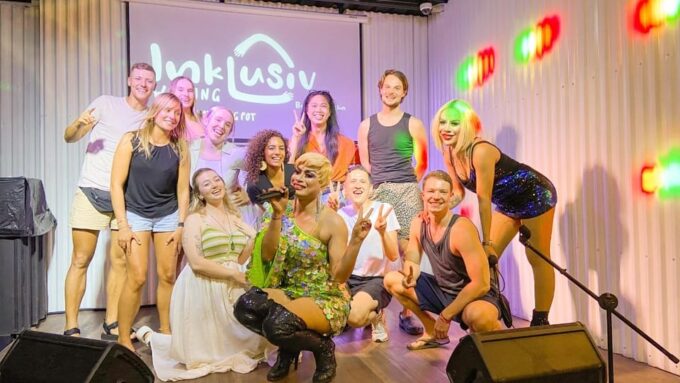 Canggu: Drag Show With Optional Dinner - Dress Code and Etiquette