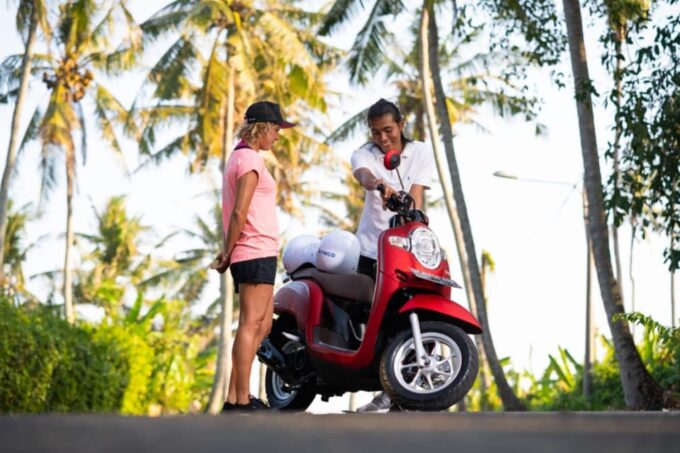 Canggu: Scooter Lesson With Professional Instructor - What to Bring