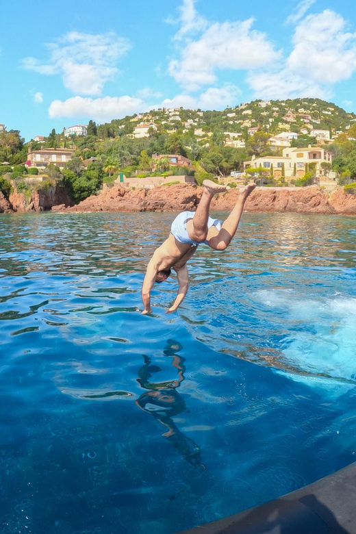 Cannes: 2.5-Hour Esterel Calanques Boat Excursion - Itinerary Details