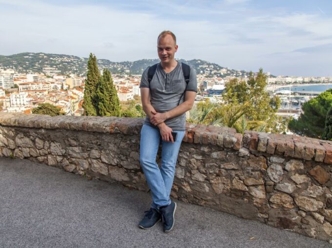 Cannes: Fascinating Cannes – Private Walking Tour - Live Tour Guide