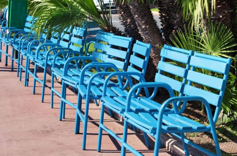 Cannes: Insta-Perfect Walk With a Local - Personalized Recommendations for Cannes