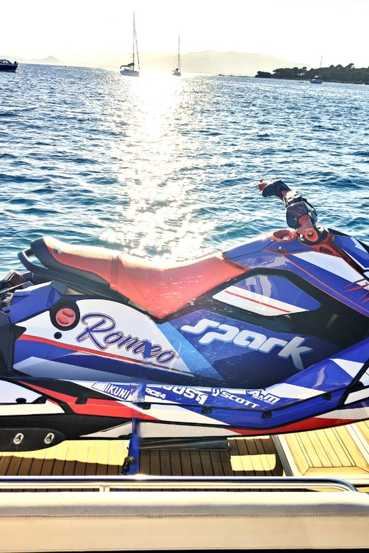 Cannes: Lérins Islands Boat Tour - Key Points