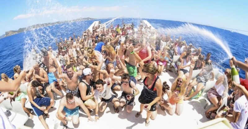 Cannes: Party Boat Cruise With Live DJ - Key Points